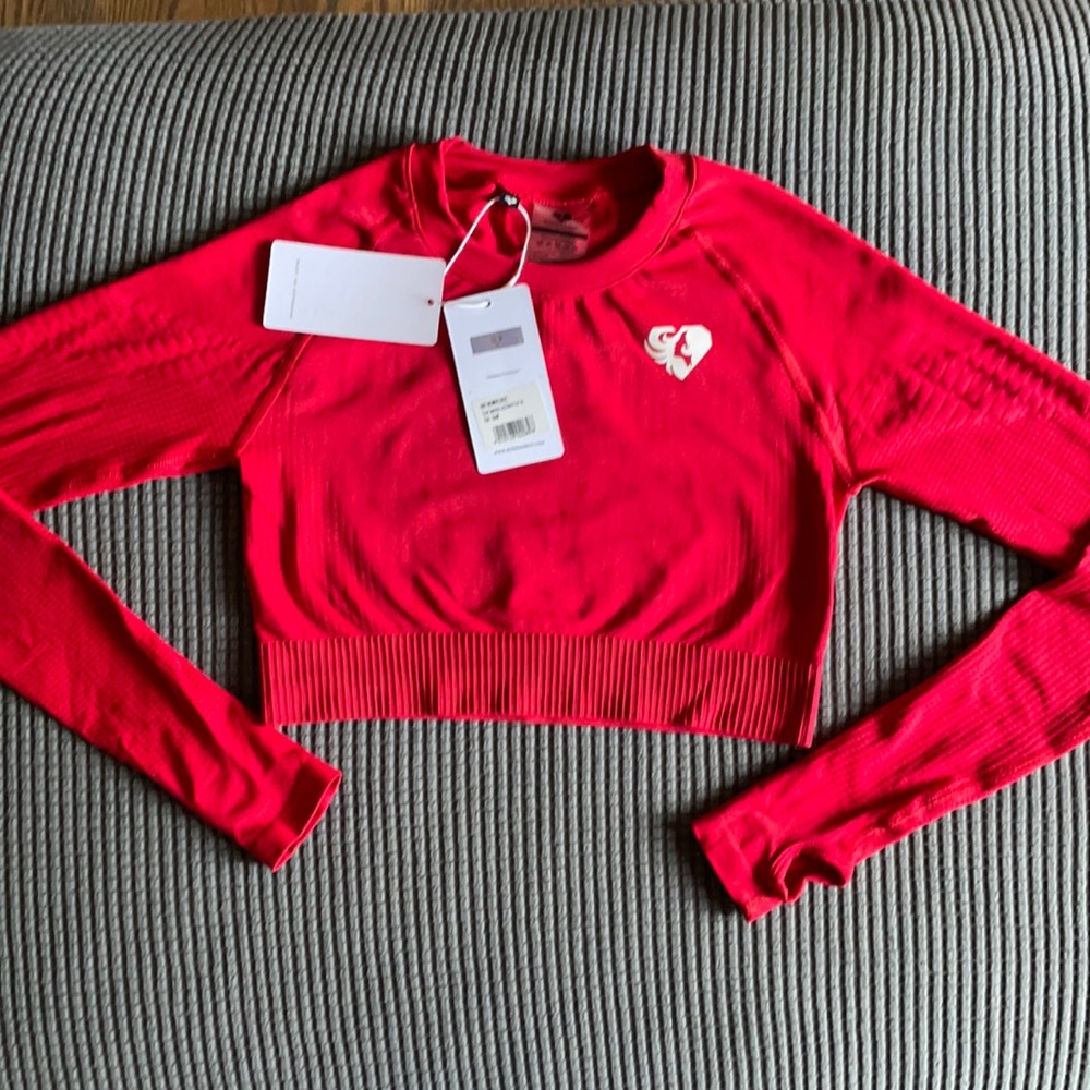 Women’s Best, brand new, seamless, crop top